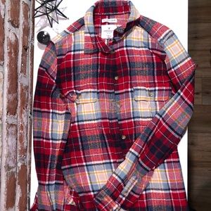American Eagle flannel button up shirt